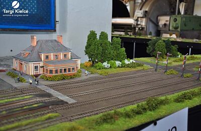 model-kit-expo-kolejka-08.jpg