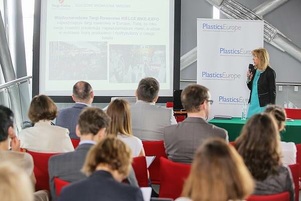 plastpol-2017-konferencja-plasticseurope-01.jpg