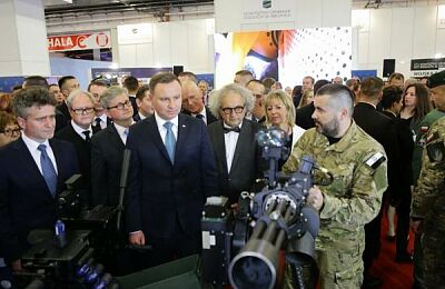 mspo-2016-duda-zwiedza-06.jpg