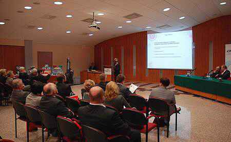 During their four-year term of office, representatives of local authorities organize their Convention in different parts of Poland. This time they became acquainted with the potential of the Kielce fair organizer