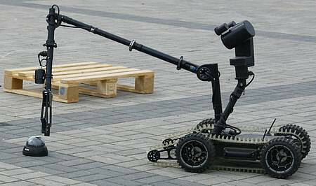 Dynamic presentation of robots by PIAP