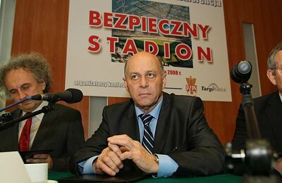 bezpieczny-stadion-2008.jpg