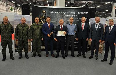 mspo-2018-statuetka-dumny-weteran-03.jpg