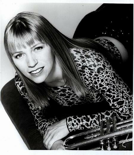 The concert of Saska Laroo will be held on 24th September at 19.30