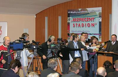bezpieczny-stadion-2006.jpg