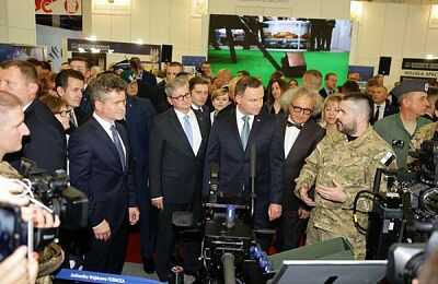 mspo-2016-duda-zwiedza-04.jpg