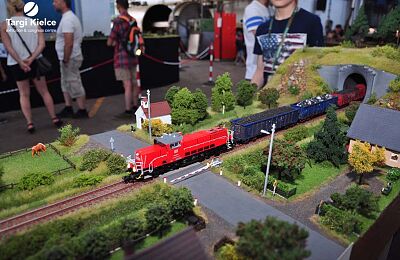 model-kit-expo-kolejka-13.jpg