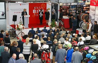 bike-expo-2017-otwarcie-pierwszy-dzien-02.jpg