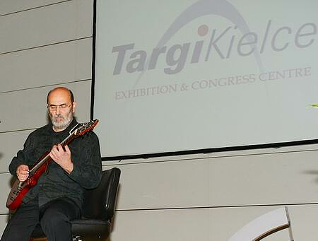 Ryszard Styła at the award ceremony of METAL, ALUMINIUM & NONFERMET and CONTROL-TECH 2010 fairs