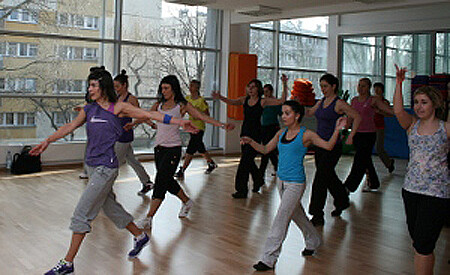The marathon gives the chance not only to make your body fitter but also to take part in professional dance classes