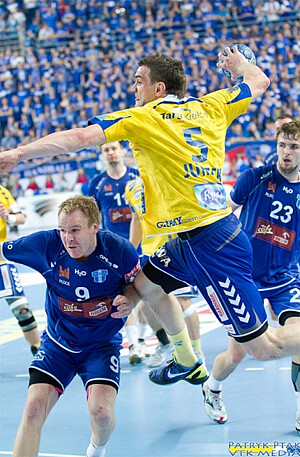 In the photo – left side playmaker of Vive Targi Kielce, Michał Jurecki