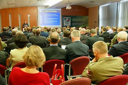 The Ministry of National Defence (MON) conference on “The National Potentials in construction of unmanned platforms” has brought together 150 representatives of Poland’s defence industry sector
