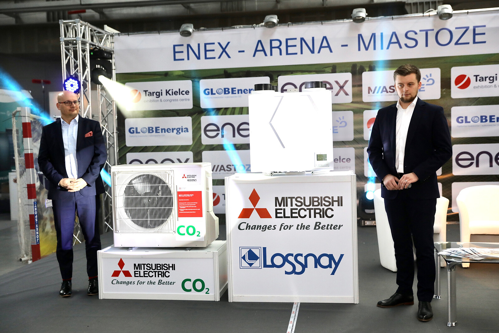 1Z6E5544.jpg [1.29 MB]