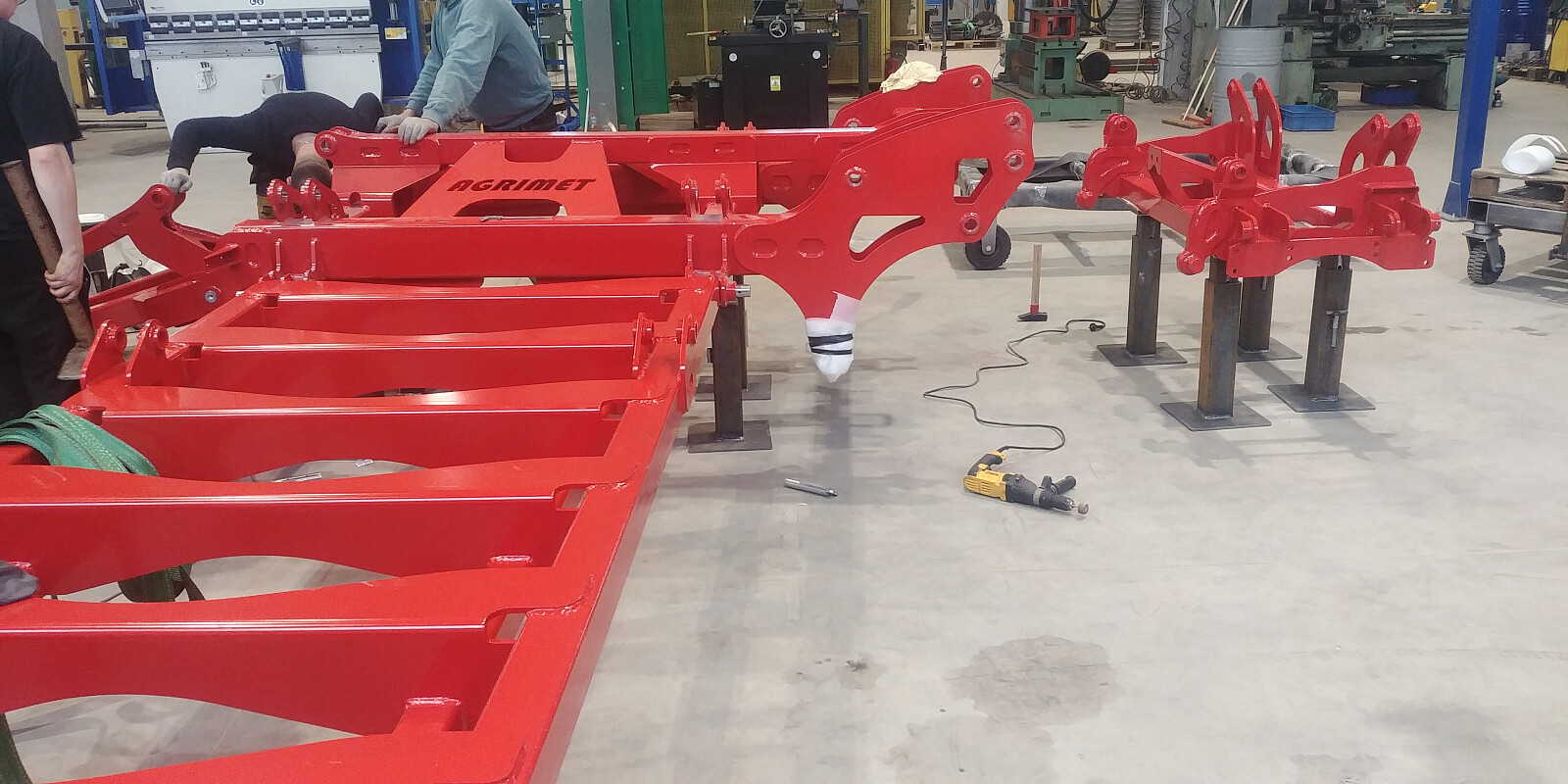 2. Montaż maszyny.jpg [3.77 MB]