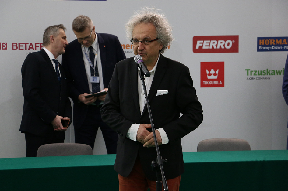 Andrzej Mochoń.png [613.88 KB]