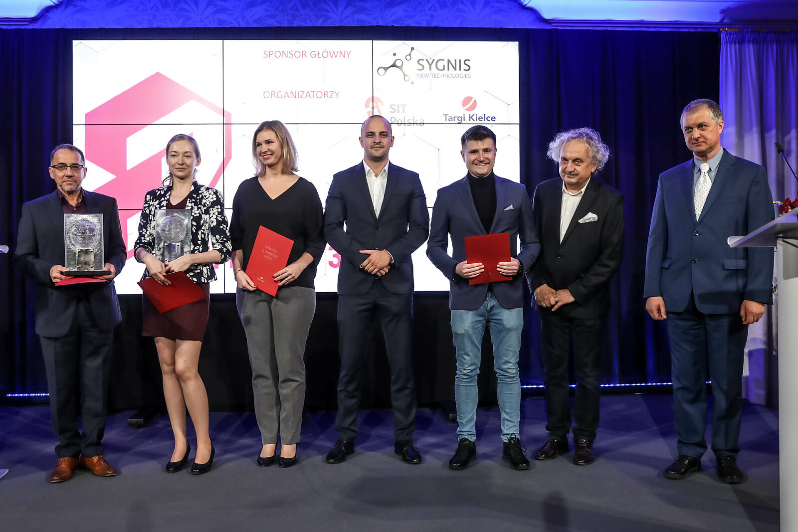 1z6N0538-20211019-Binkowski-TargiKielce-Stom-gala.jpg [245.77 KB]