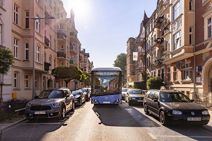Solaris-Urbino-9-LE-electric-5.jpg