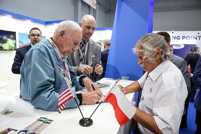 Wh2s7091-20190904-MSPO.jpg