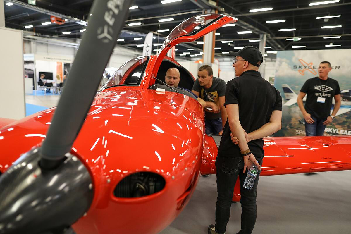 samoloty lekkie na targach lotniczych AVIATION-EXPO w Kielcach