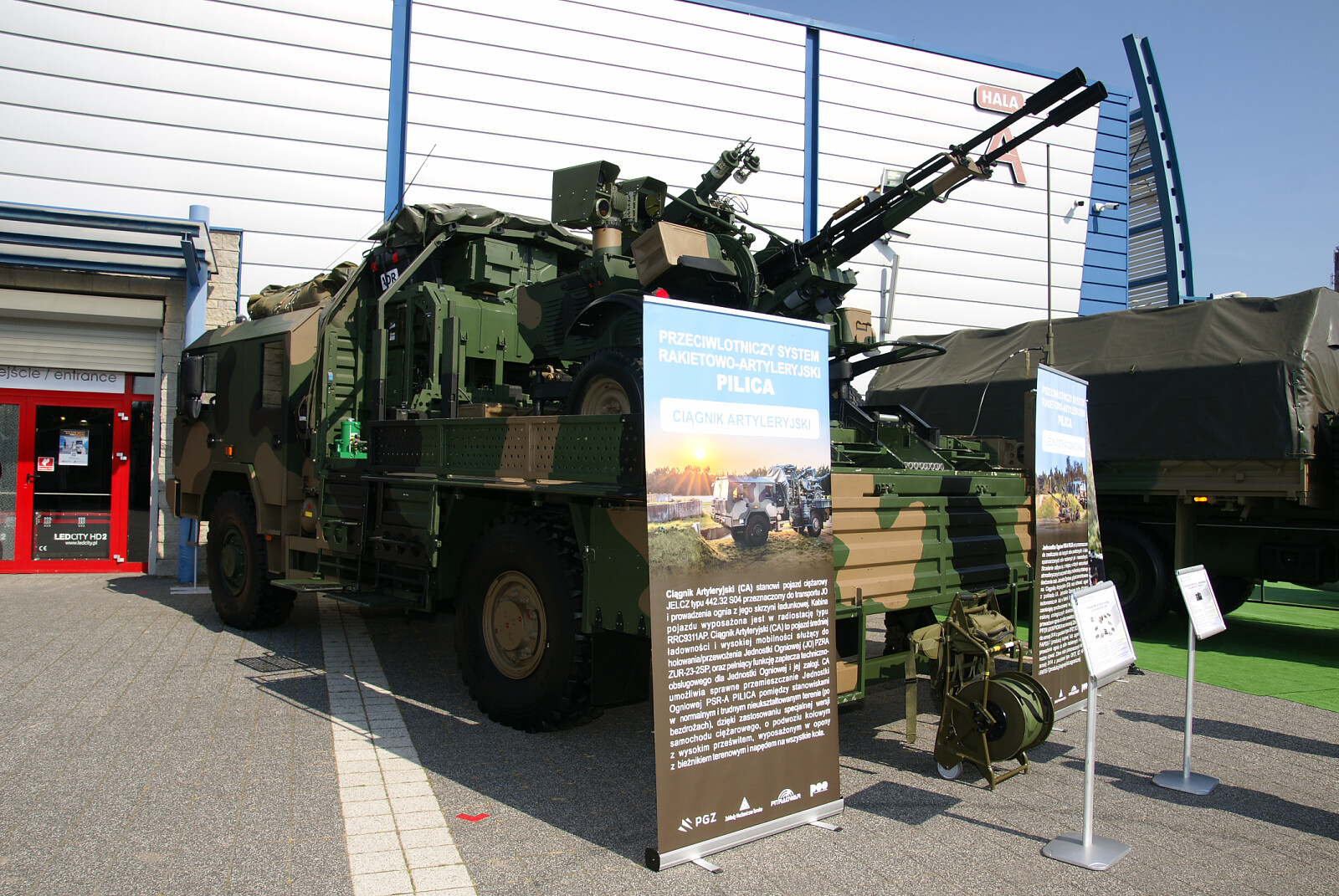 DSC00176.JPG [3.30 MB]