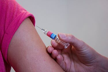 vaccination-1215279-960-720.jpg