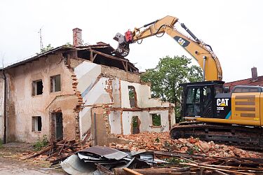 demolition-855079-960-720.jpg