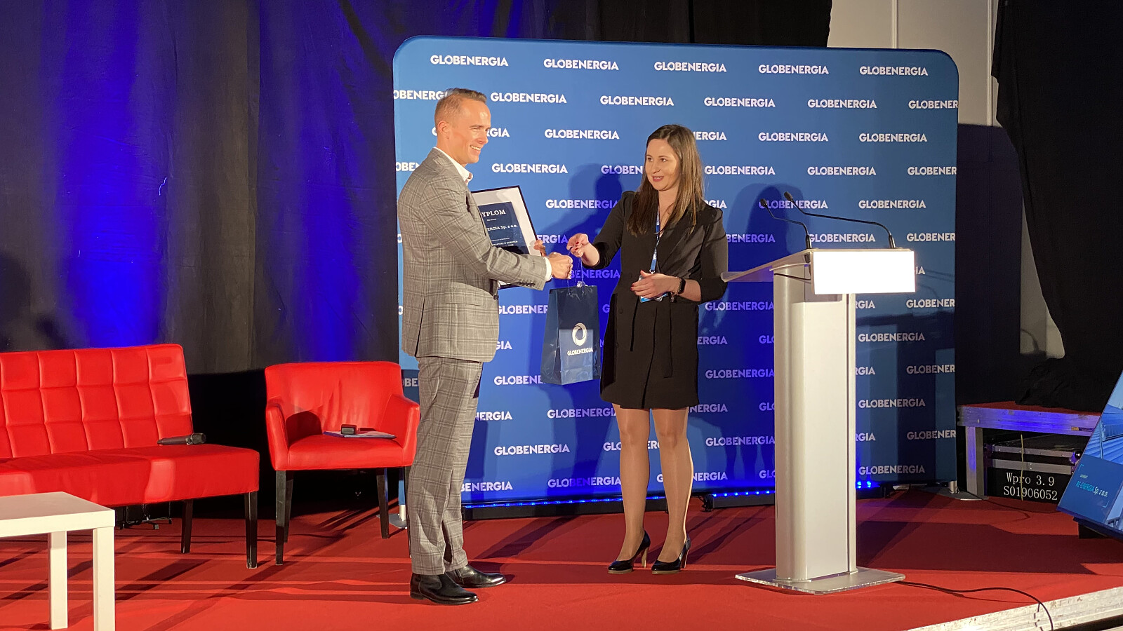 IMG-8718.jpg [1.41 MB]