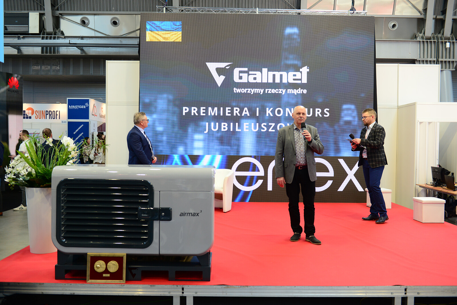 DSC-9142.JPG [5.28 MB]