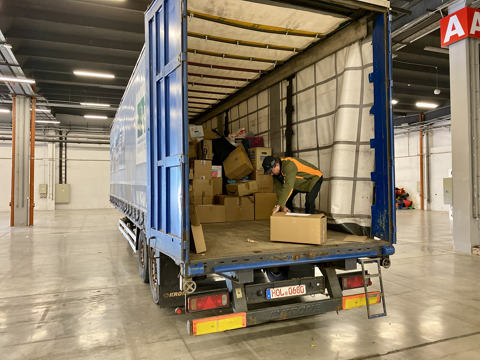 IMG-8968.jpg [2.47 MB]