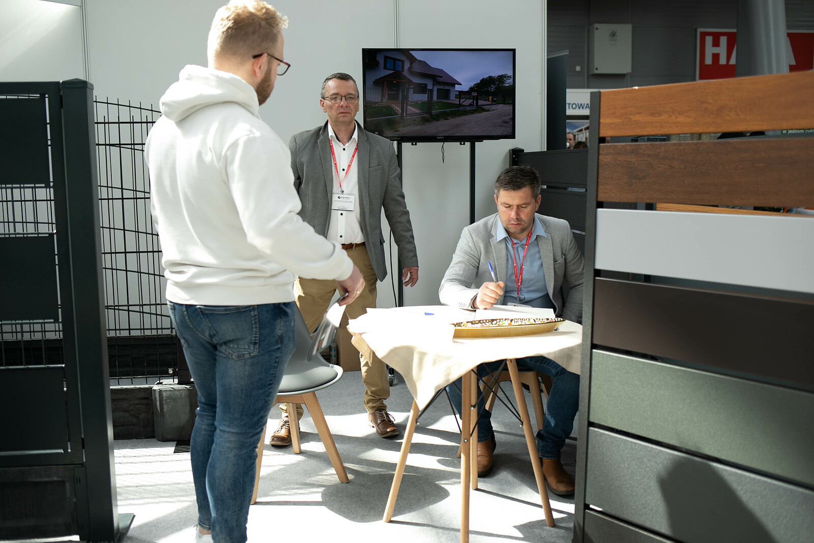 099A7529.jpg [874.98 KB]