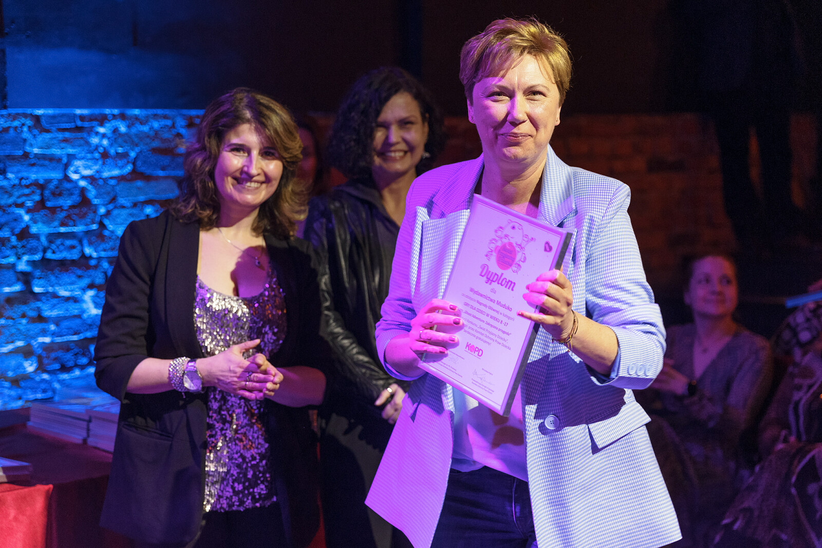 616-gala-04.04.2022.jpg [1.20 MB]