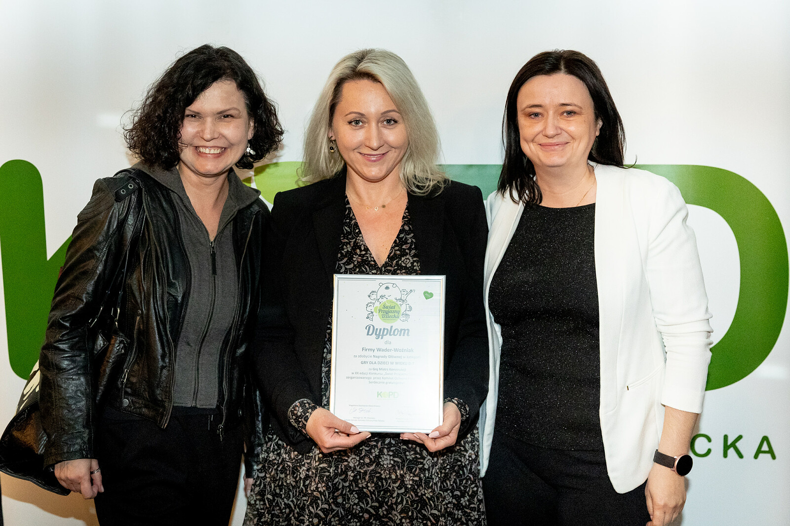 882-gala-04.04.2022.jpg [1,007.59 KB]