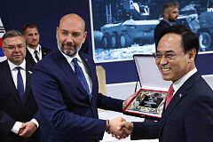 PGZ-HRC-MoU-07092022-2.JPG
