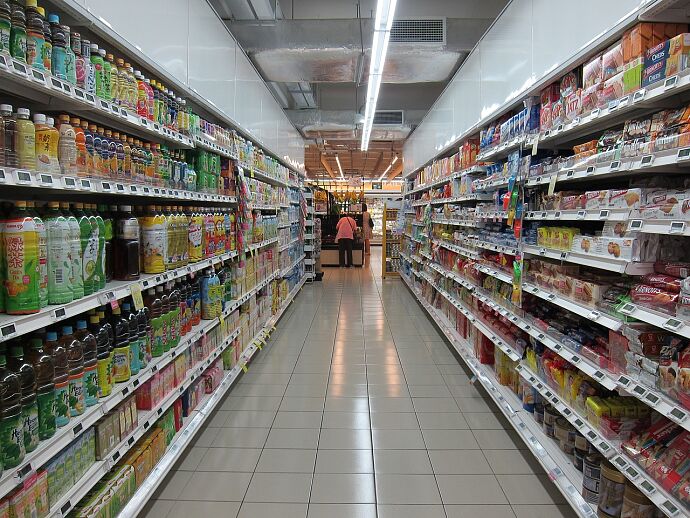 grocery-store-2619380-1280.jpg