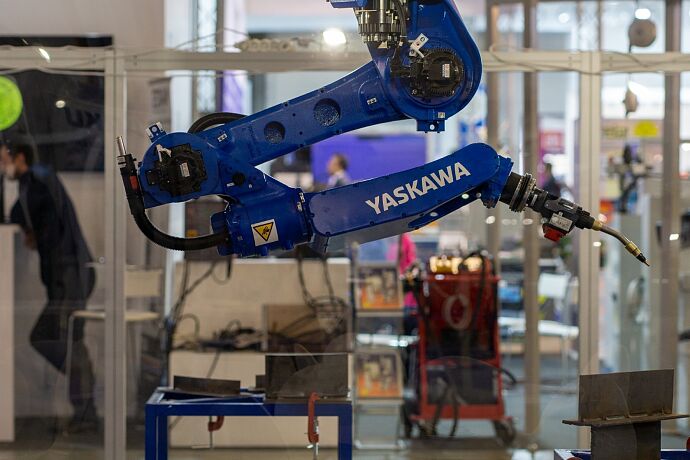 ROBOTICS-3.jpg