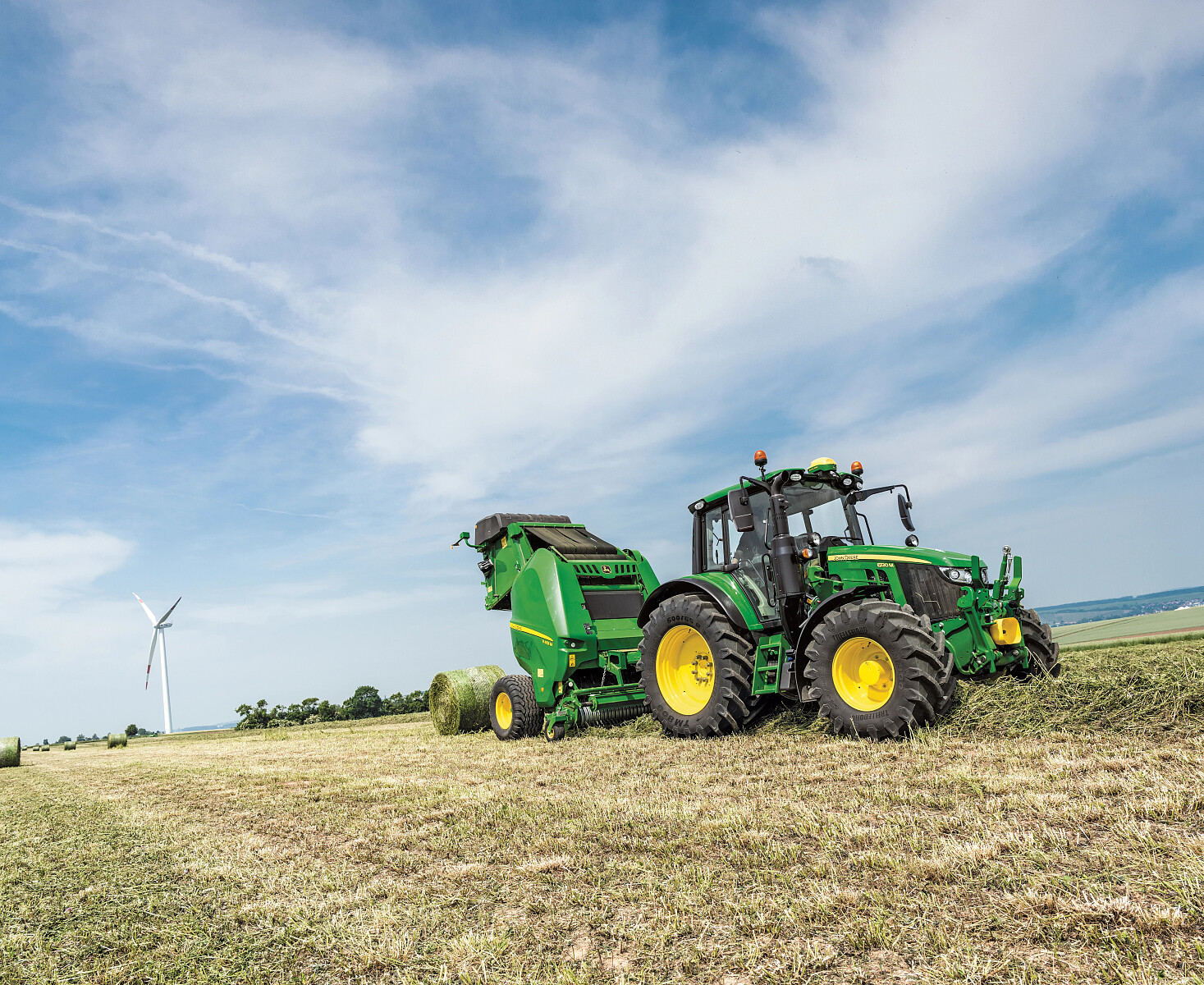 John Deere with new models showcased at the Agrotech Kielce Expo ...