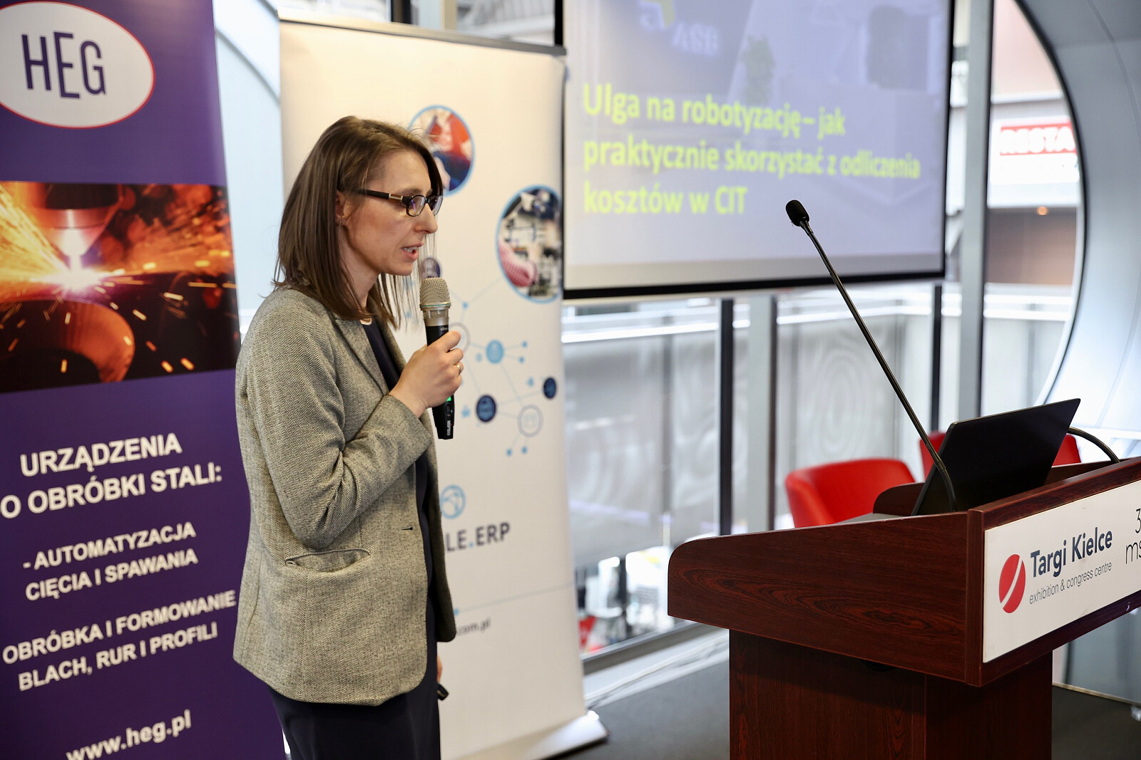 642B3043.jpg [756.97 KB]