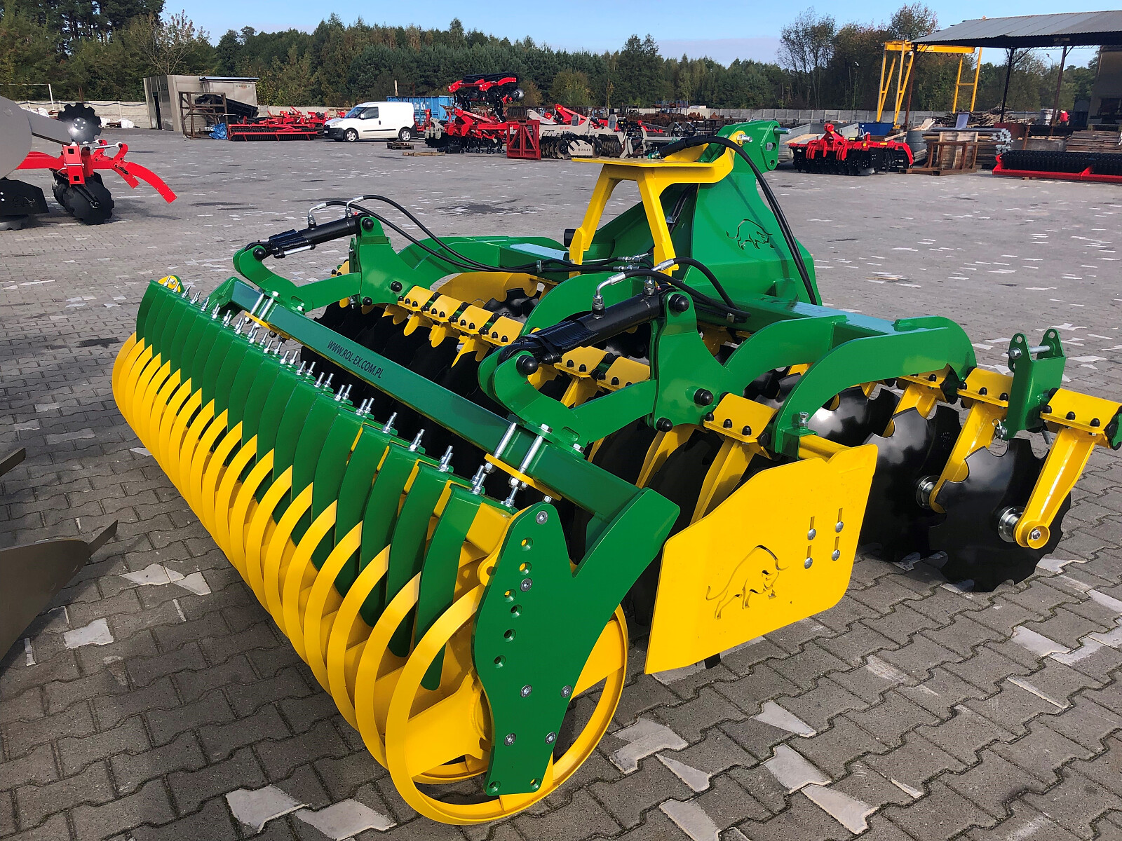 BT-300.jpg [3.29 MB]