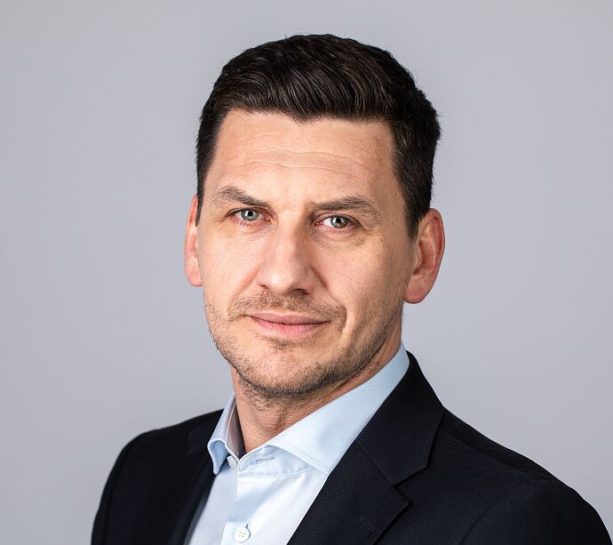 MARCIN-KROLSKI-.jpg