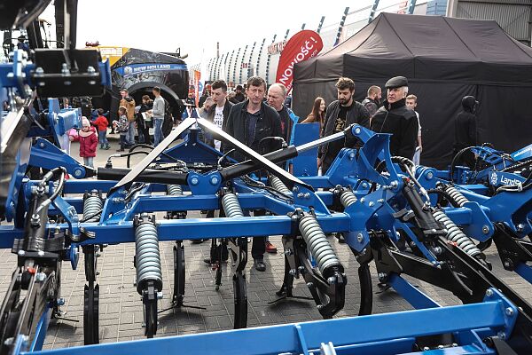 642a5840-20230319-TargiKielce-Agrotech.jpg