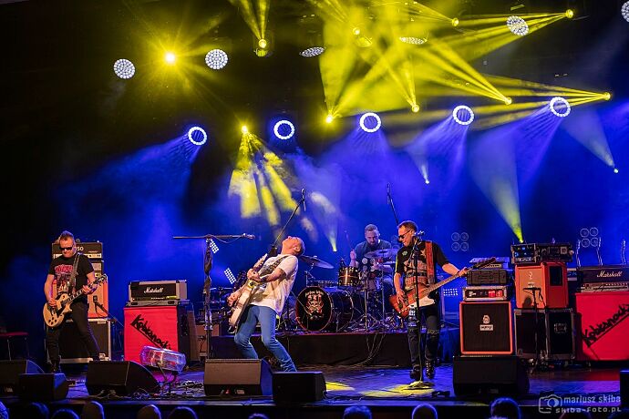 Kobranocka-w-repertuarze-ma-ponadczasowe-utwory-ktorych-nie-brakuje-podczas-Kielce-ROCKuja-foto-Mariusz-Skiba.jpg