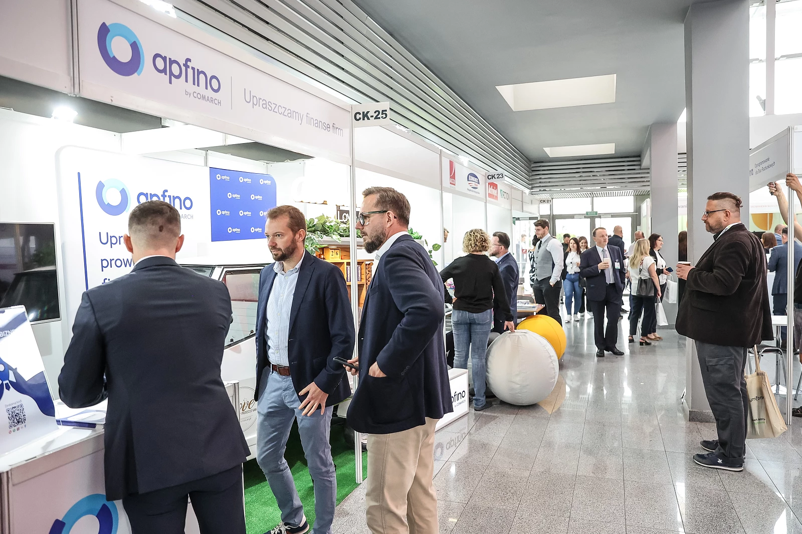 642p0538-20240926-TK-MKBR.jpg [3.70 MB]