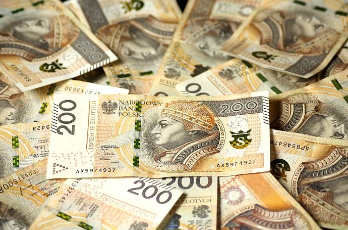 euro-banknotes-4122079-1280.jpg