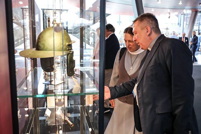 MUZEUM-DIECEZJALNE-W-KIELCACH-SZTUKA-SPOTKAN.jpg