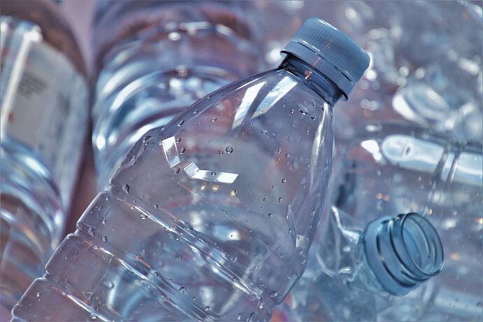 the-bottle-5128607-1280.jpg