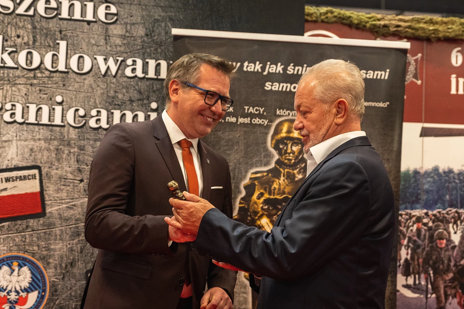 MSPO-2379.jpg [1.40 MB]