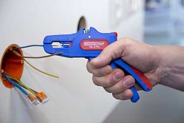 Wire-Stripper-No.-5-Pro.jpg