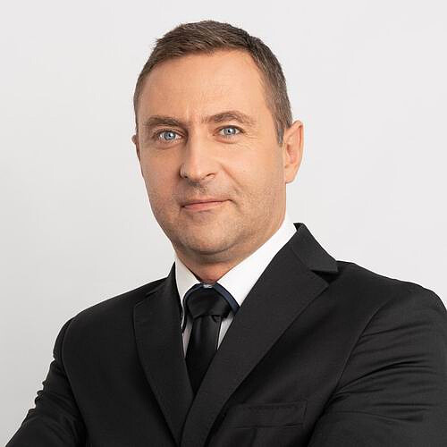 piotr-slusarz.jpg [19.04 KB]