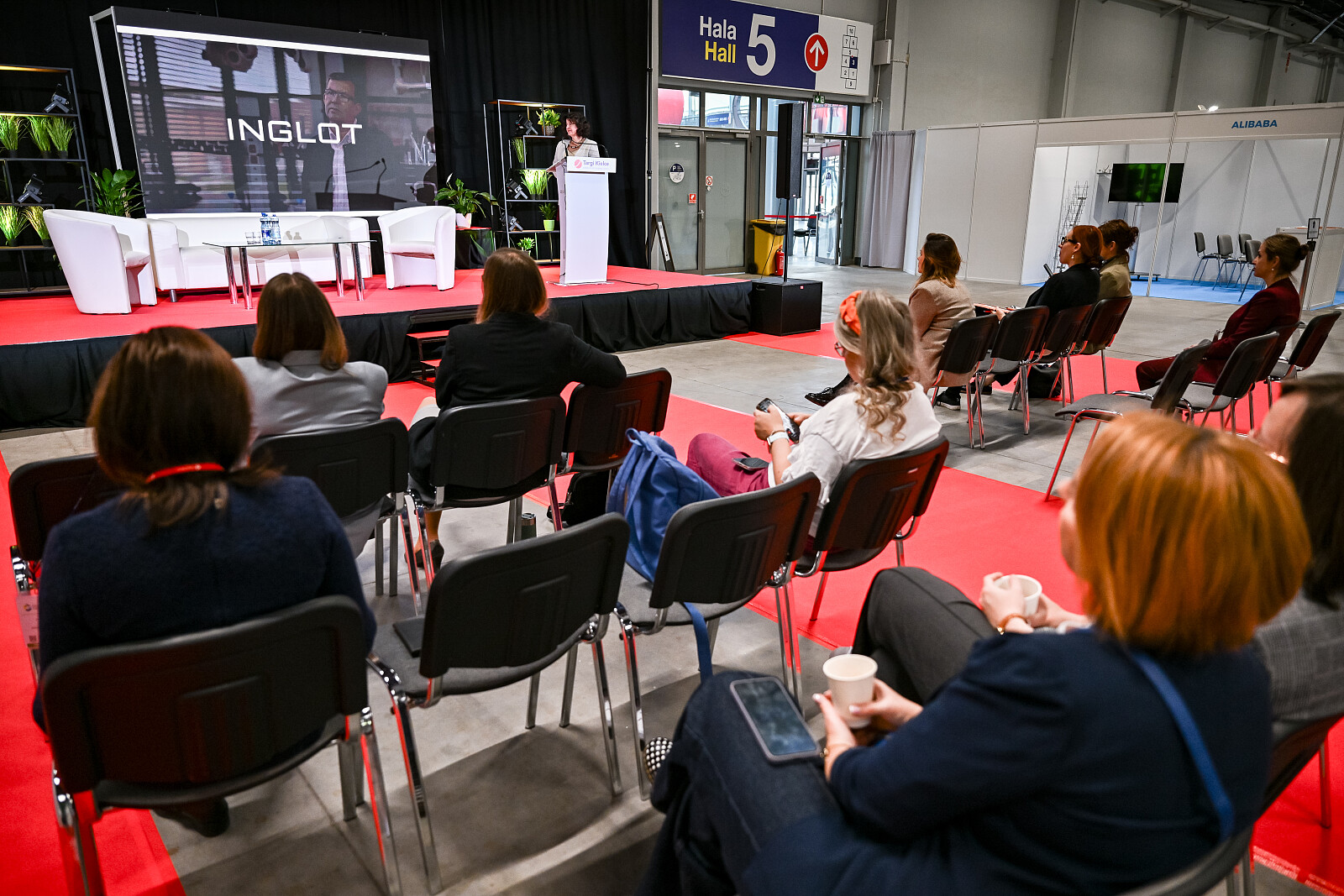 20251023-TARGI-PRIVATE-LABELS-0042.JPG [5.21 MB]