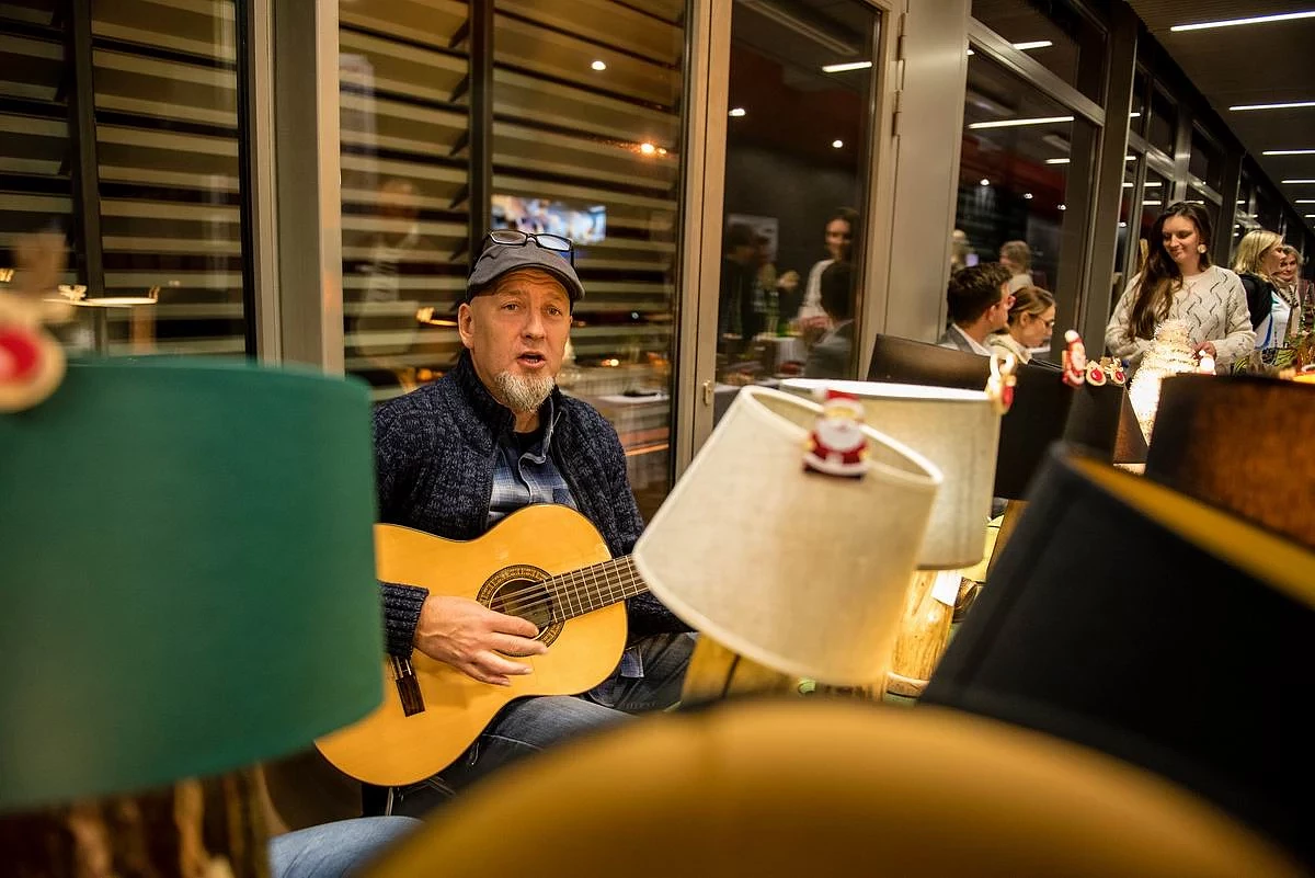 przy-kominku-2024-galeria-05.jpg [116.48 KB]